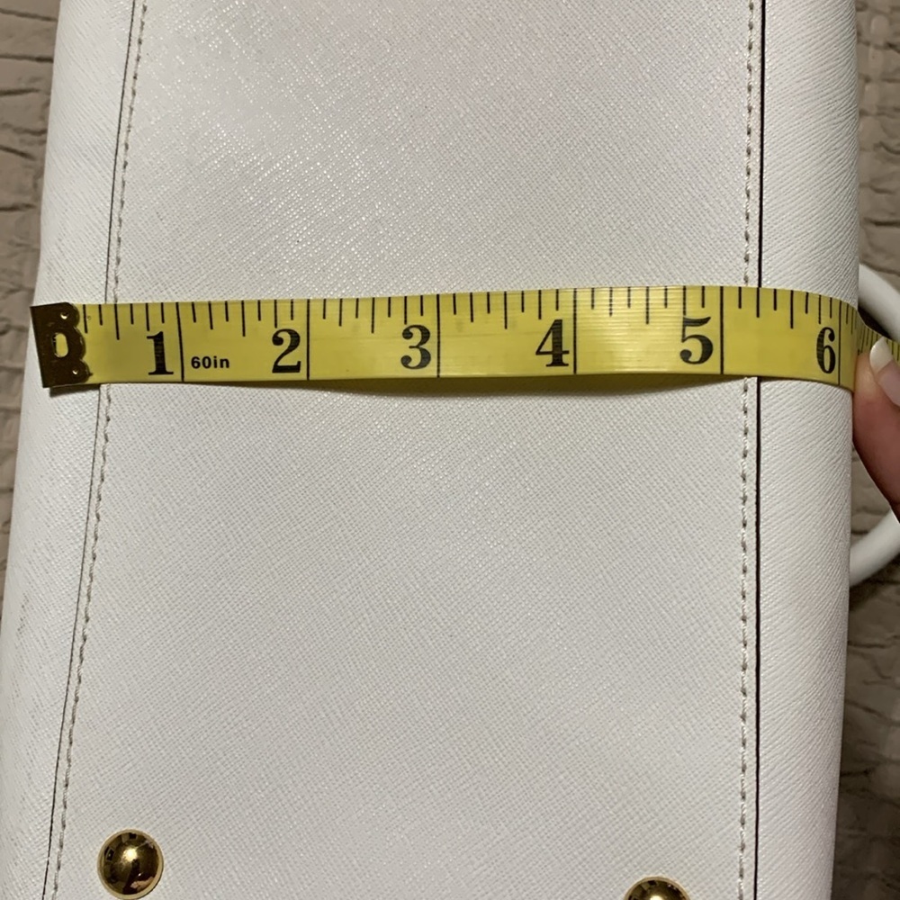 Michael Kors Jet Set Saffiano White Leather Bowling Bag Classic Quiet Luxury - Picture 15 of 16